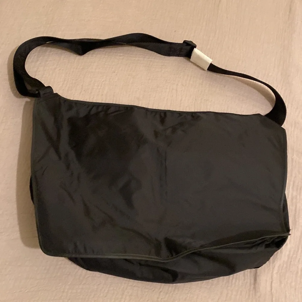 Armani Exchange chic functional